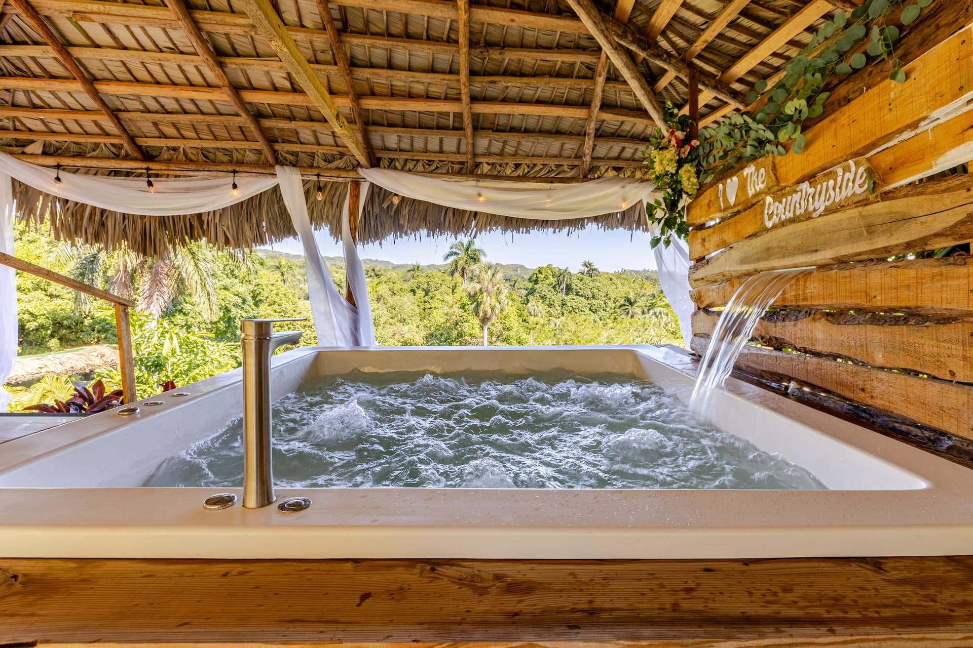 valley view, Damajagua, Playateco, Jacuzzi, camp