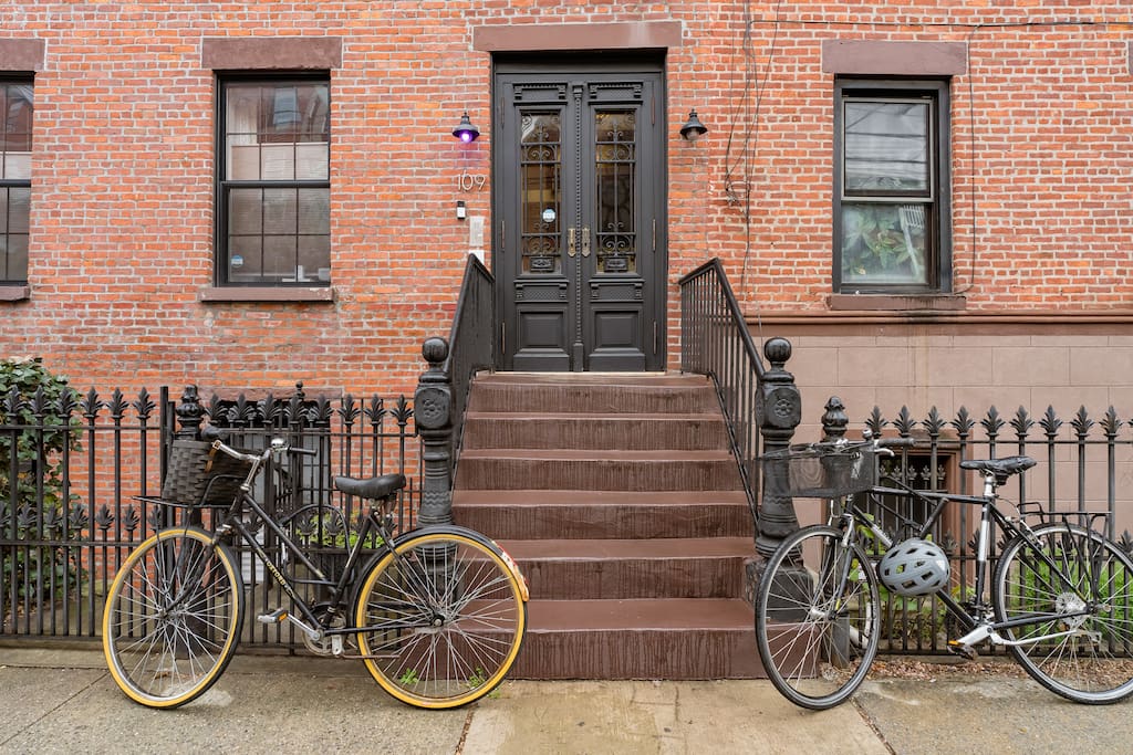 Private bedroom & bath in Red Hook Bklyn for solo