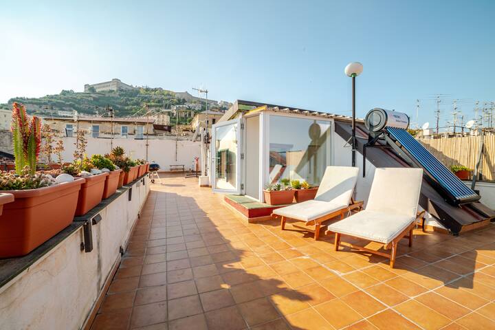 The Penthouse of Spaccanapoli gallery image 5