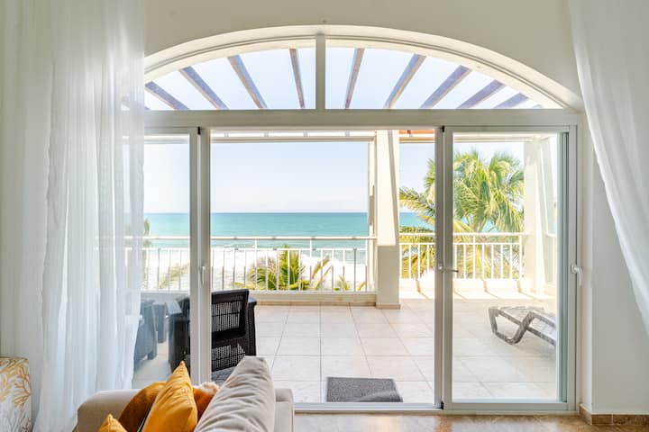 Re-decorated Oceanview, Music Themed Unit - Cabarete