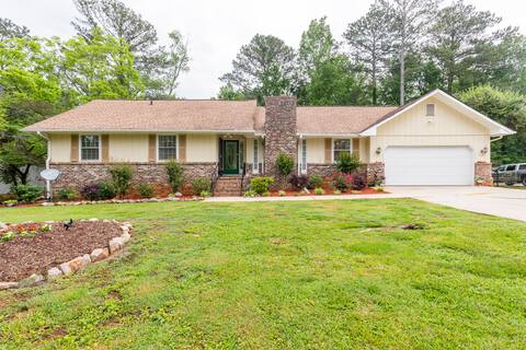 5Beds/3Bedroom/2 BathHome 18 mins downtown ATL