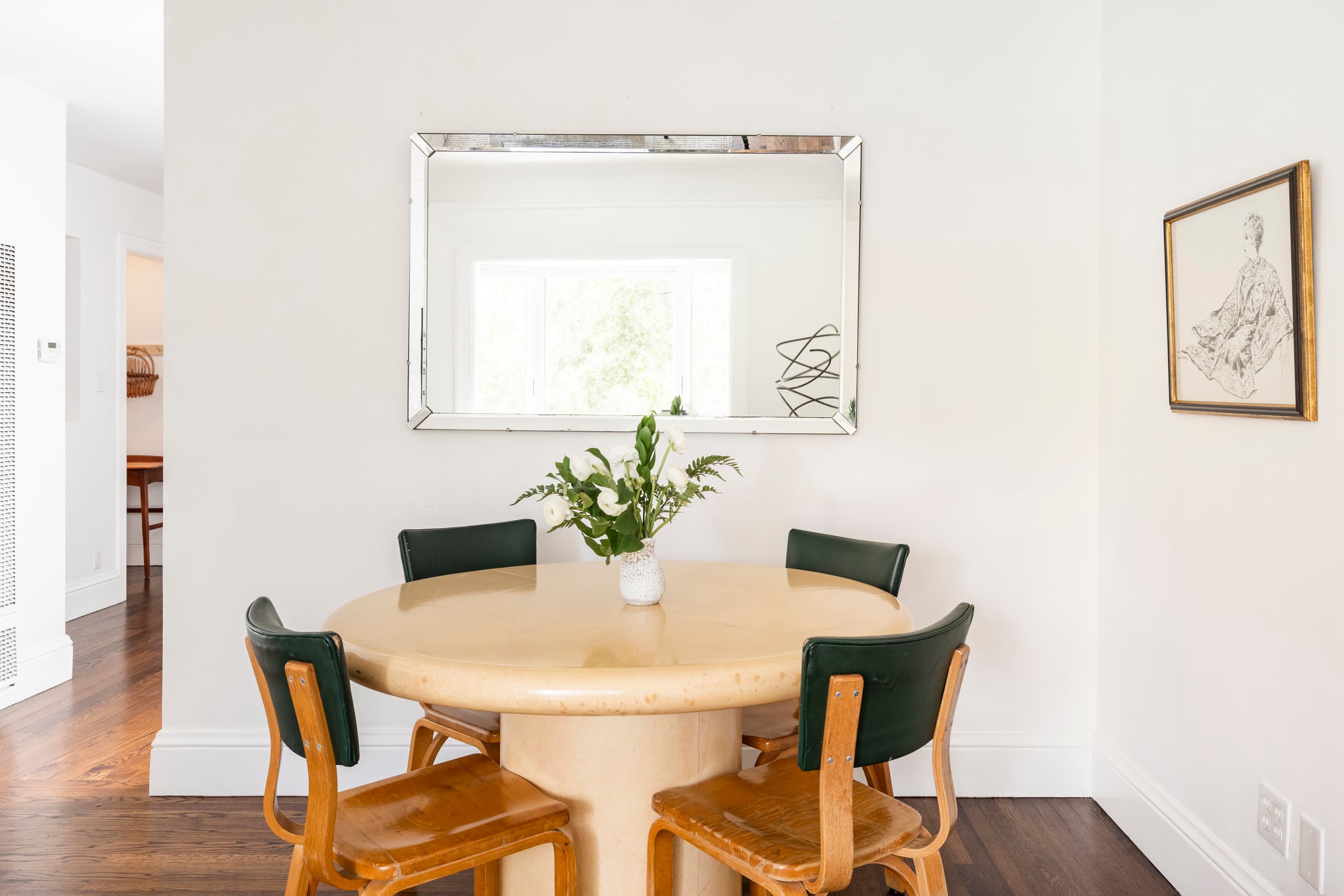 Home in San Francisco · ★4.98 · 1 bedroom · 2 beds · 1 bath - Image 8