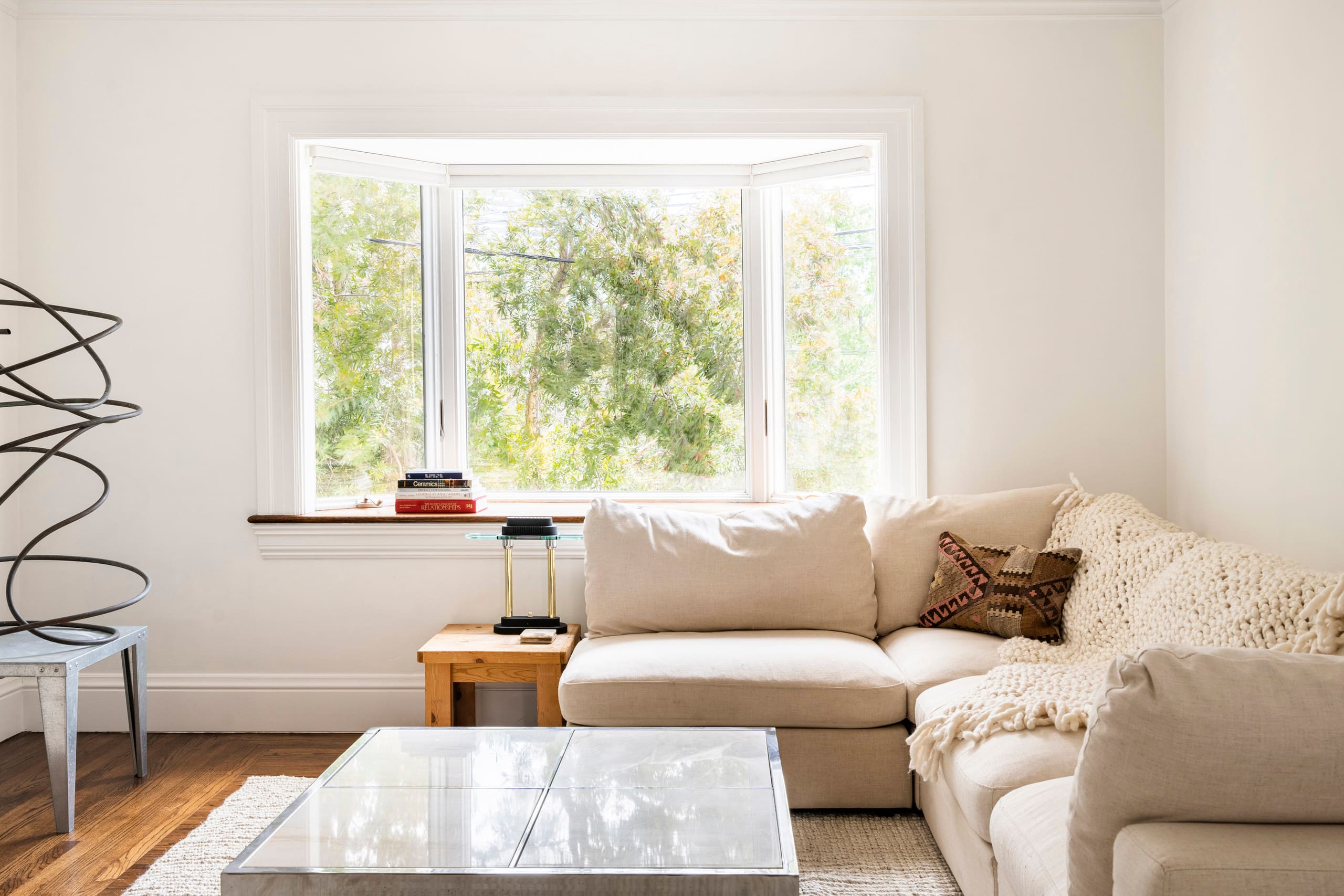 Home in San Francisco · ★4.98 · 1 bedroom · 2 beds · 1 bath - Image 2