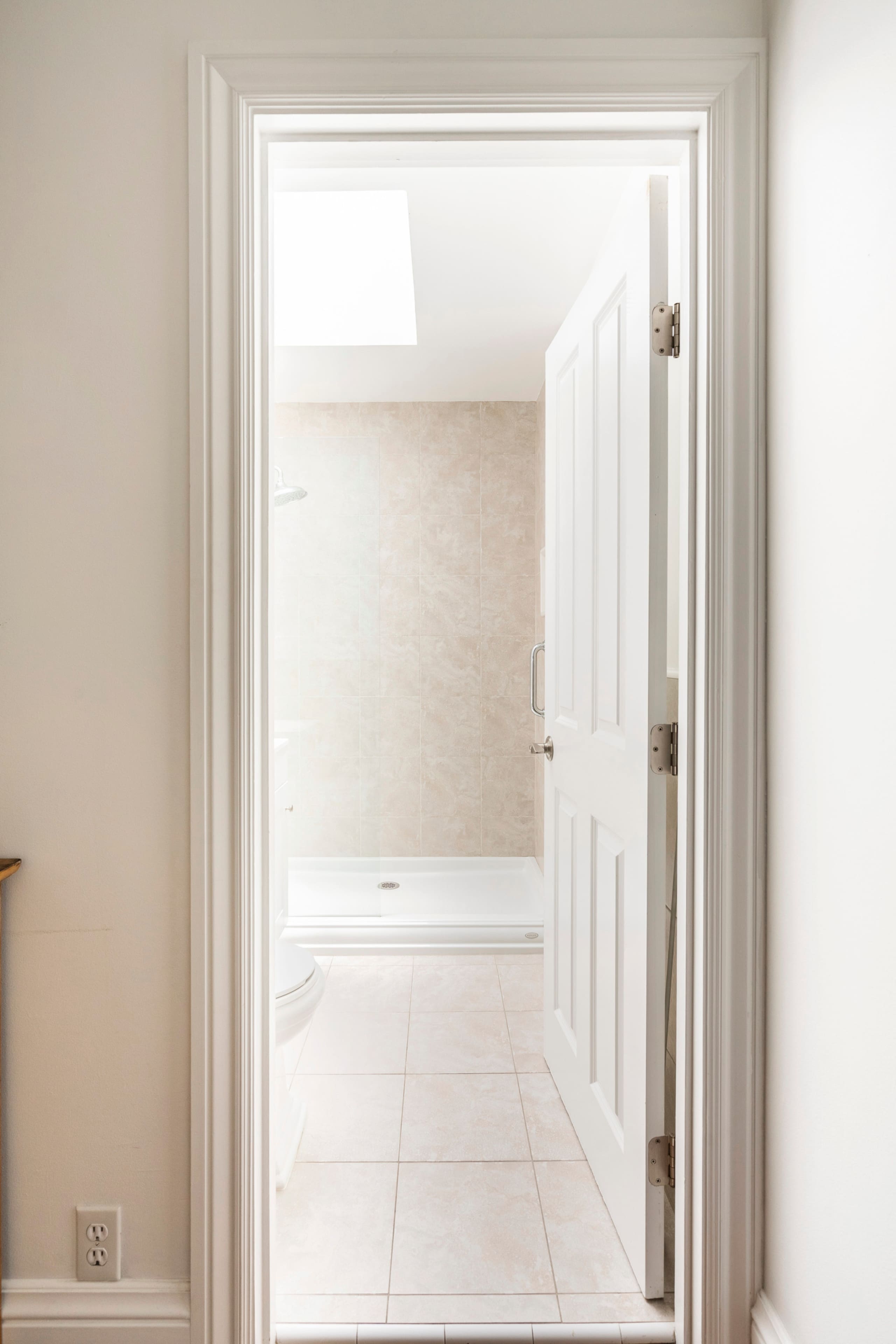 Home in San Francisco · ★4.98 · 1 bedroom · 2 beds · 1 bath - Image 17
