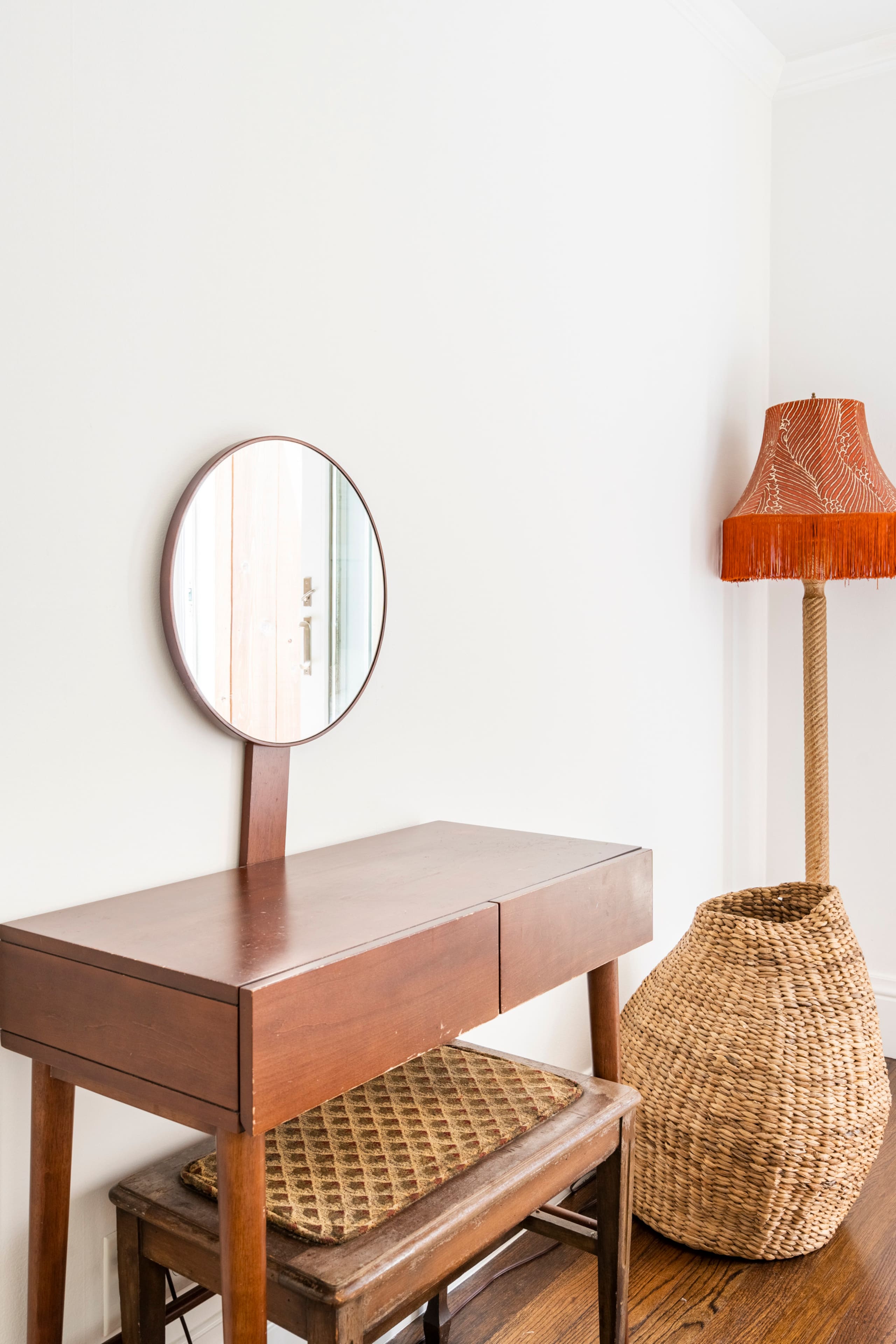 Home in San Francisco · ★4.98 · 1 bedroom · 2 beds · 1 bath - Image 13