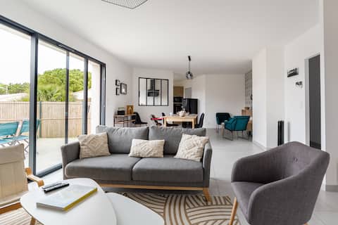 Vaux-sur-Mer vacation home – 4-star rating