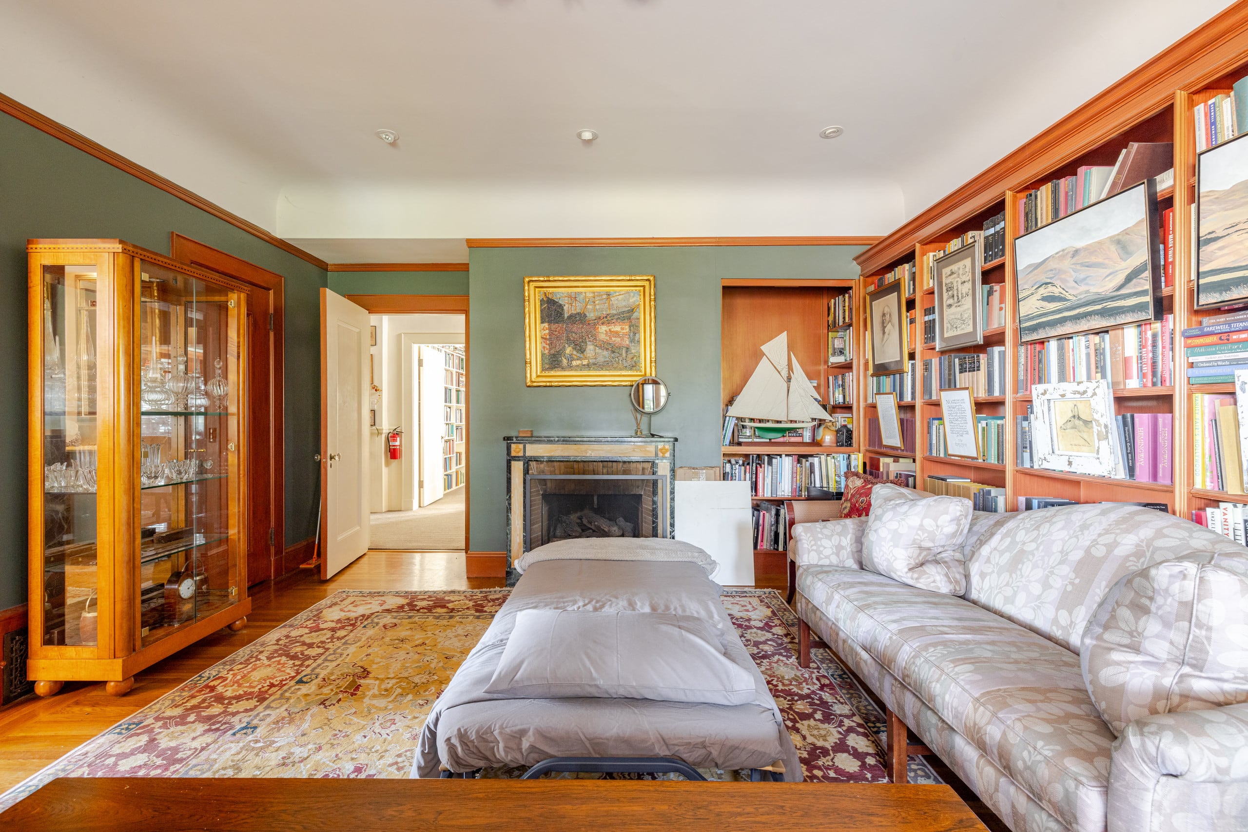 Home in San Francisco · ★4.97 · 6 bedrooms · 7 beds · 4 baths - Image 36