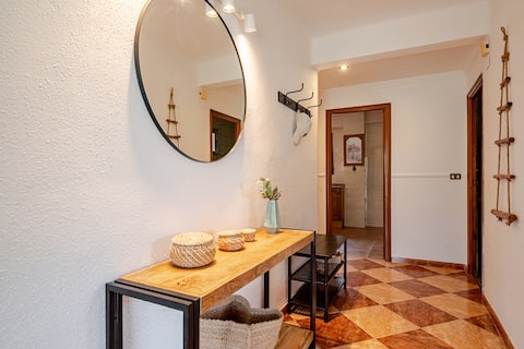 Top Airbnb: Lezardiere House | Beach & Garden Getaway en Sagunt / Sagunto