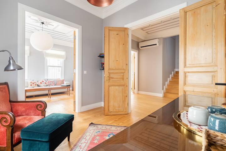 Wooden Mansion at Bosphorus neighborhood gallery image 4