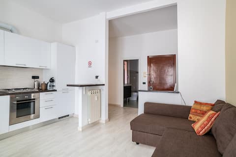 Annuncio Airbnb popolare: Cozy Apartment at the Pier-Acquario-A/C a Genova