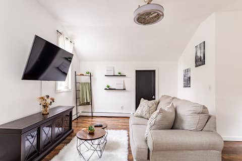 Lovely home in town of Newburgh