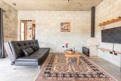 Anúncio popular: Air conditioning, heated pool, fireplace, 350 mbps Wi-Fi em Atibaia