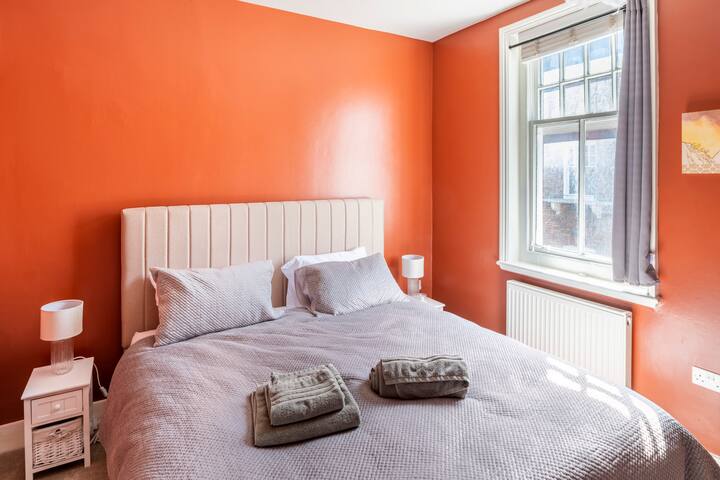 Second bedroom (second floor)