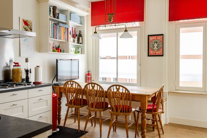 Family home away from home@Vondelpark gallery image 5