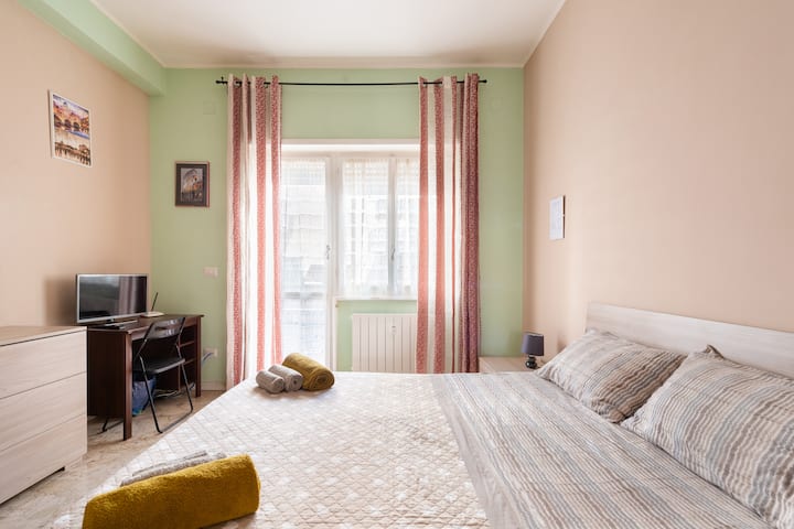Casa Vacanza Pigneto A Un Passo Dal Colosseo - ローマ