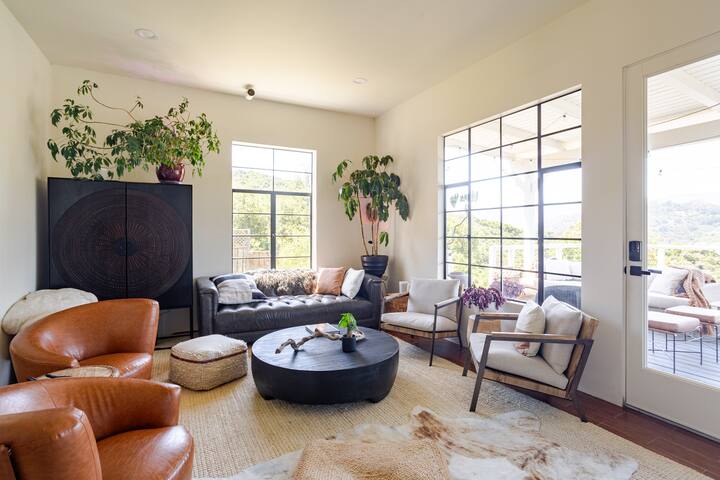 Retreat in Topanga gallery image 2