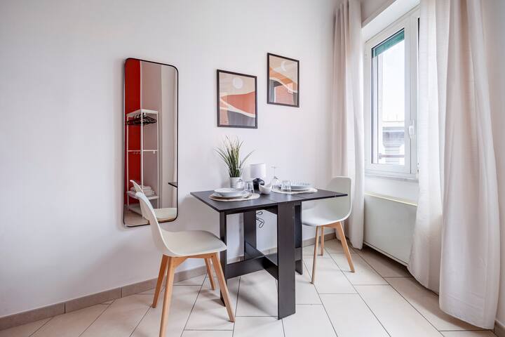 [Maschio Angioino] Appartamento in Centro gallery image 5