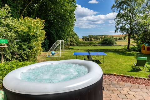 Scarborough only 4 miles! Country Sea Views! Spa!