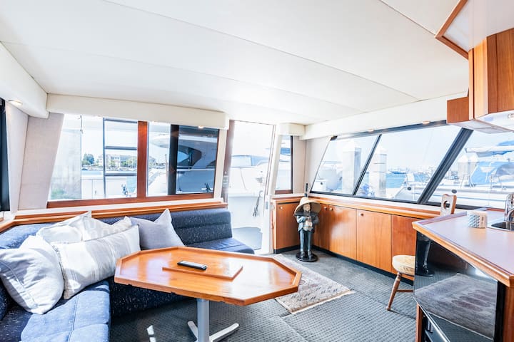 Romance on the water gallery image 2