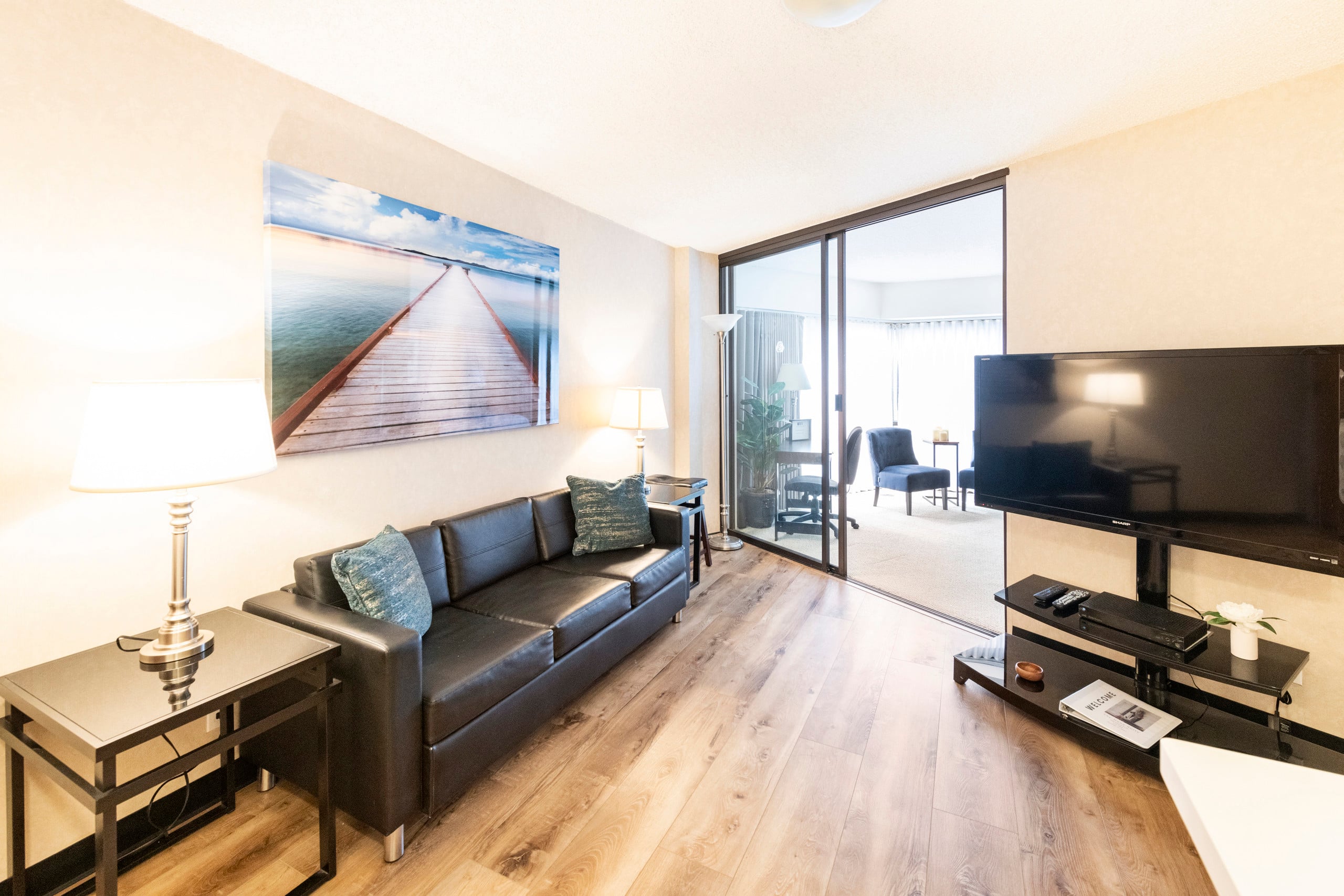 Condo in Honolulu · ★4.9 · 1 bedroom · 2 beds · 1 private bath - Image 1