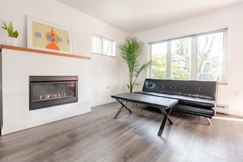 Top performing Airbnb: New Home in Kitsilano in Kitsilano
