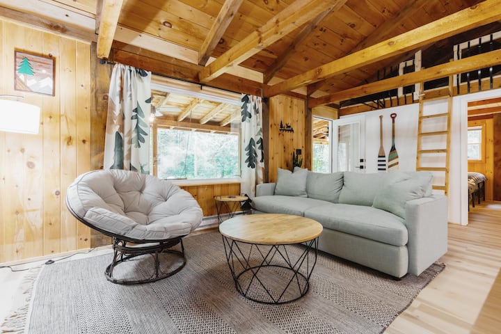 River Bend Secluded Adirondack Cabin