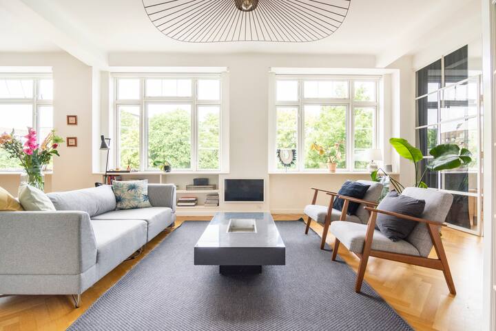 Design & Family-friendly city apartment