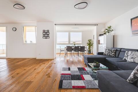 Riva Mare: Duplex Penthouse + Sea View + Parking