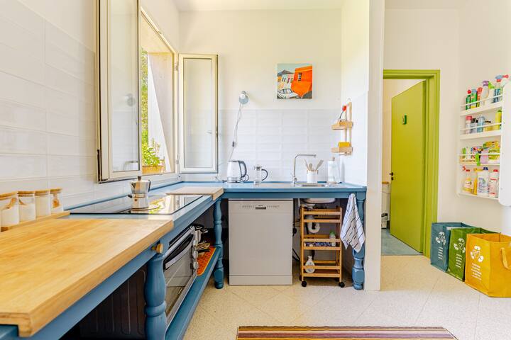 Villa Marinha. Oasi di pace affacciata sul mare. gallery image 4