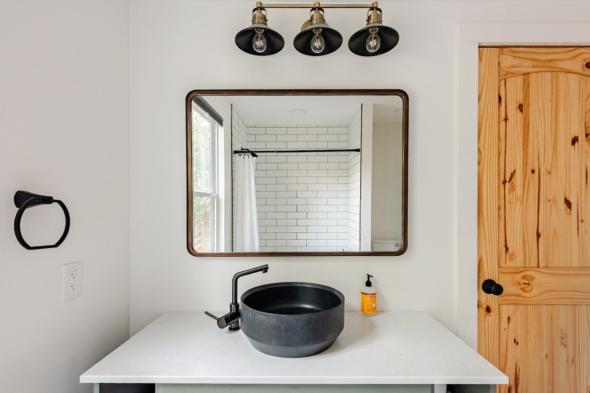 SoCo Love Loft