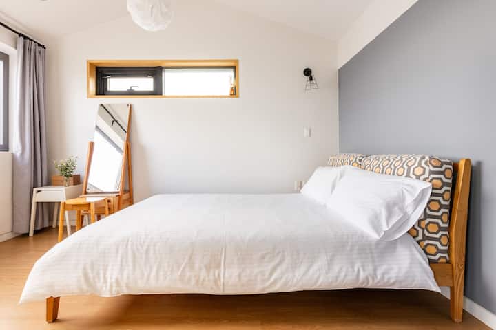 Schlafzimmer 2