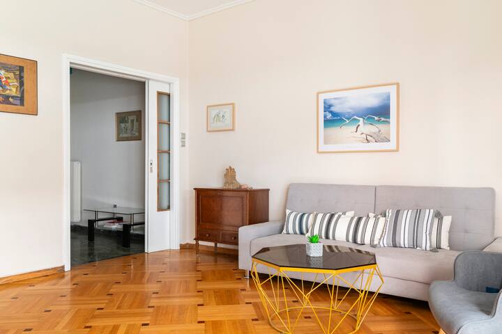 Amazing Huge Bright full 3BDR apt in Acropolis ! gallery image 2