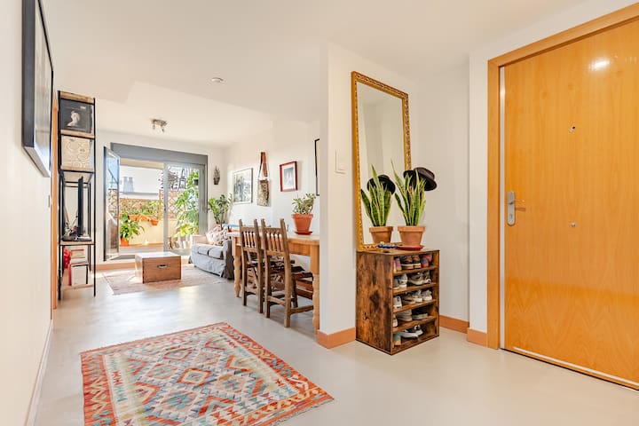 Private Terrace with Rooftop and Pool in Atocha gallery image 2