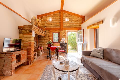 Top Airbnb: Independent country house "l'embellie" à Haute Garonne