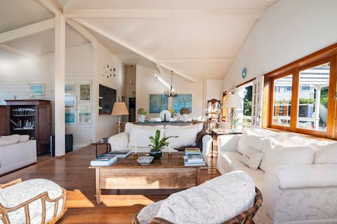 Horto's Way: Full service, view, and nature
