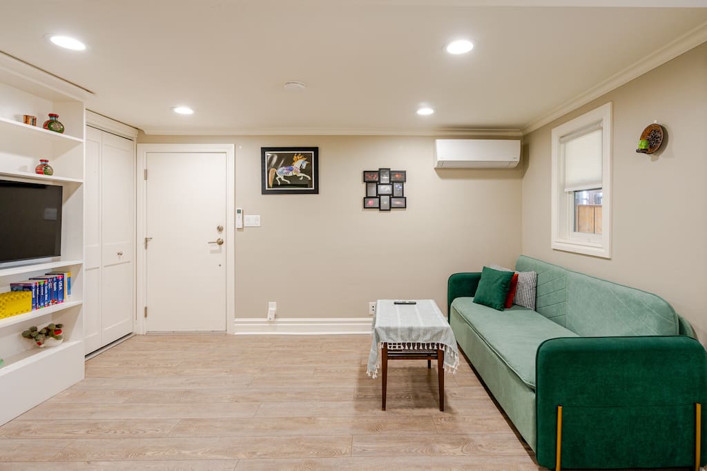 Maxwell Park Retro Retreat