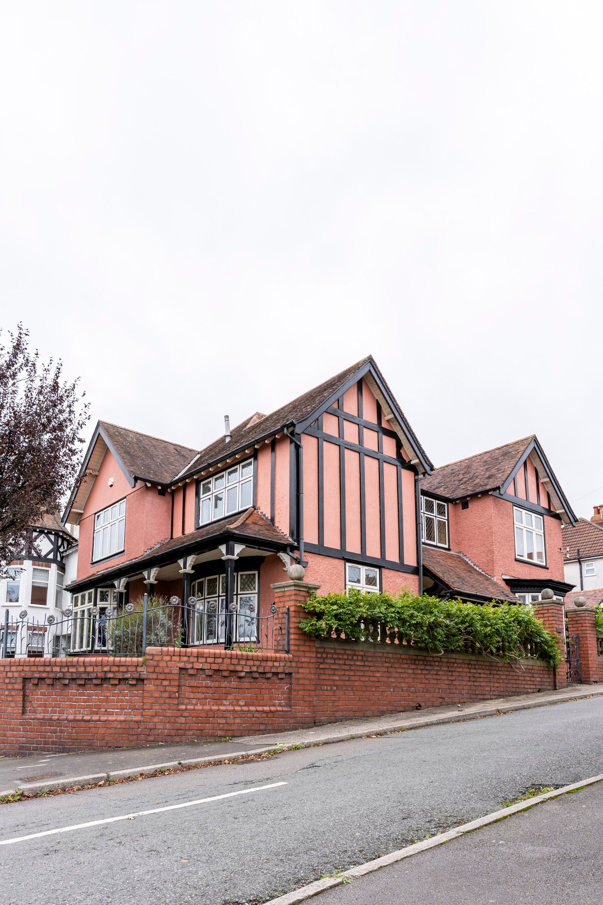 Stylish Double Room in Uplands, Swansea (SA2). Houses for Rent in