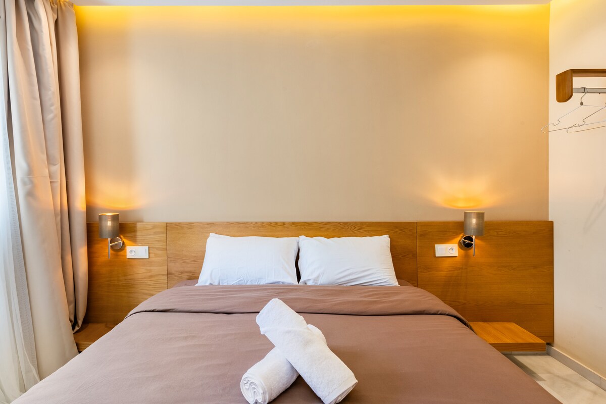 Dhomë gjumi me krevat dopio dhe banjë