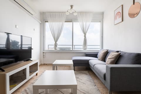 Sea view 2 bedroom apartment