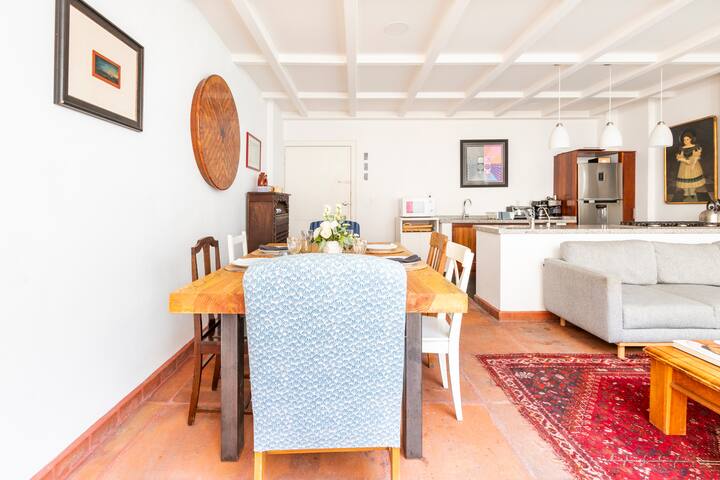 Stylish house with private pool gallery image 3