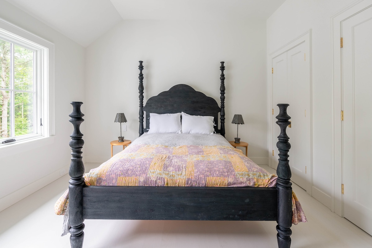 Dormitorio 4 con cama tamaño queen