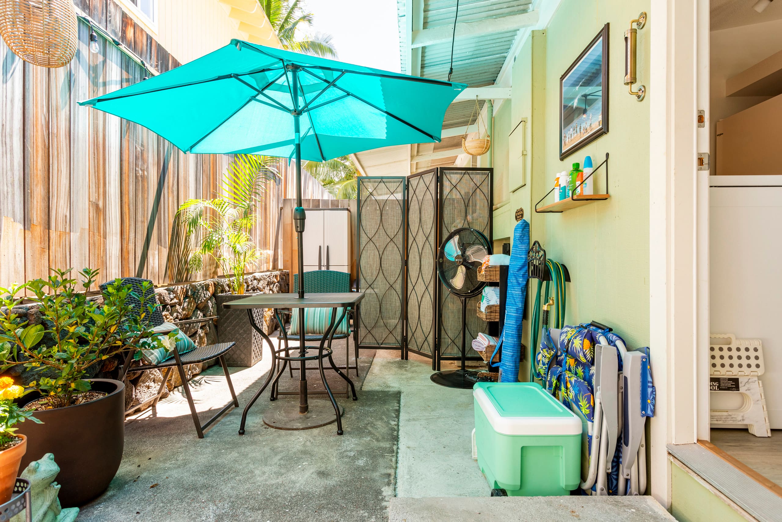 Bungalow A • Cozy 1‑Bed • Cold A/C Across Beach - Image 14