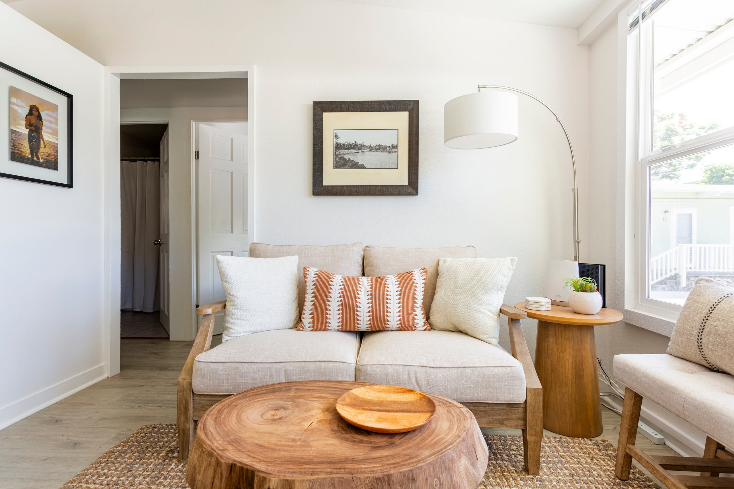 Bungalow A • Cozy 1‑Bed • Cold A/C Across Beach - Image 2