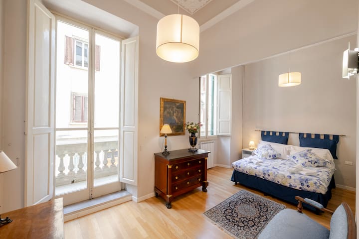 ELEGANT FLAT FLORENCE CITY CENTER