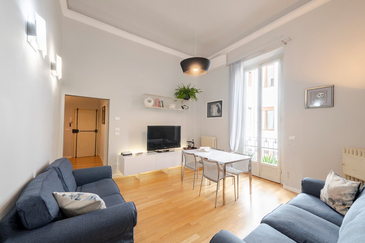 Annuncio Airbnb popolare: ELEGANT FLAT FLORENCE CITY CENTER a Firenze