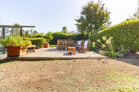 Vacation home, rural atmosphere.