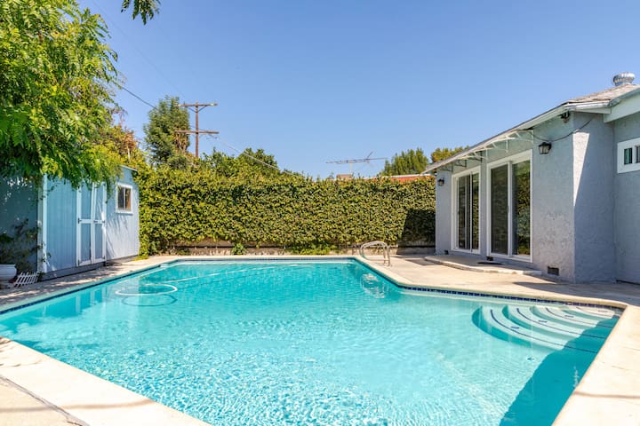 Newly Furnished, Entire Home, Pool House