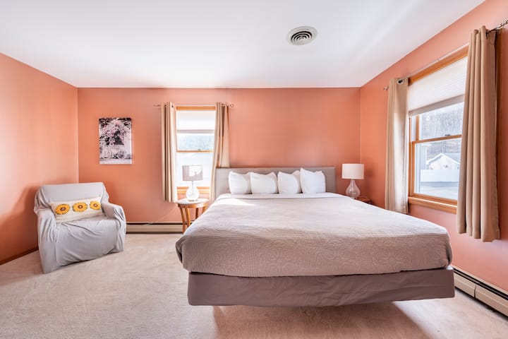 Bedroom with one king size bed