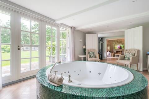 Wellness guesthouse "Mirabelle" + jacuzzi & sauna