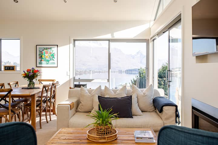 Queenstown Lake View Apartment